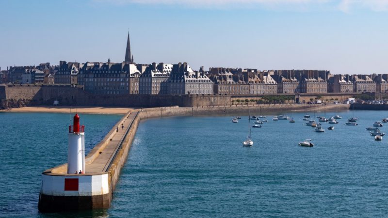 Comment s’habiller pour des vacances en Bretagne ?